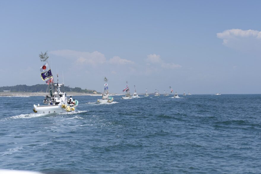 圧巻の漁船パレード！　「遊海しんち」開催