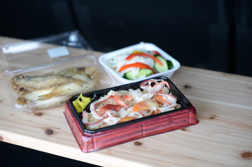 道の駅よつくら港の絶品「ホッキ飯」を食らう夏