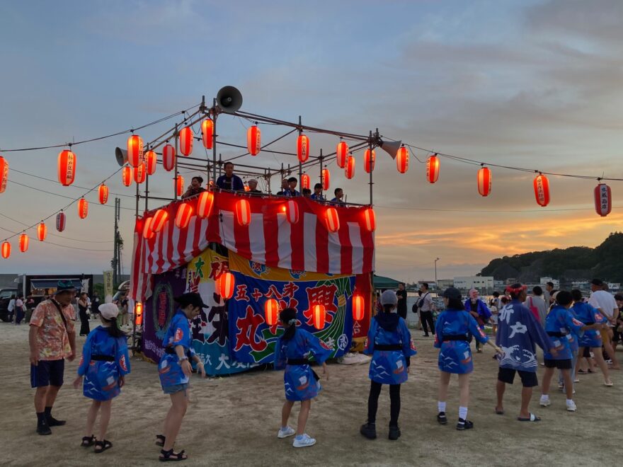 故人に思いを馳せ、地域への思いを未来へつなげる中之作港盆踊り